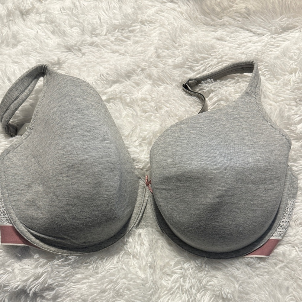 Lane Bryant 42F underwire Gray Women's Bra with Pink Accents